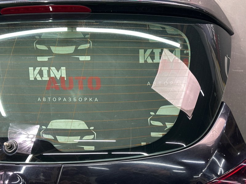 Крышка багажника Opel Astra J