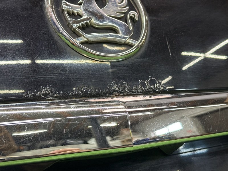 Крышка багажника Opel Astra H