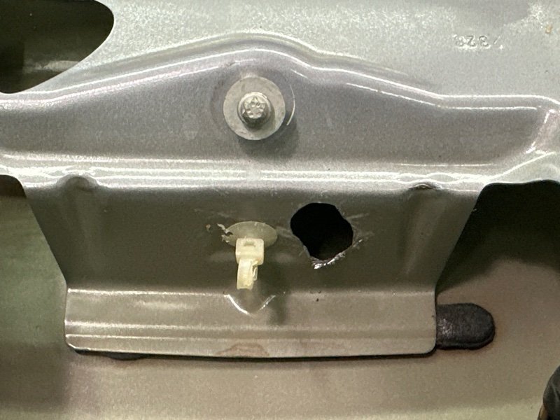 Крышка багажника Opel Astra H