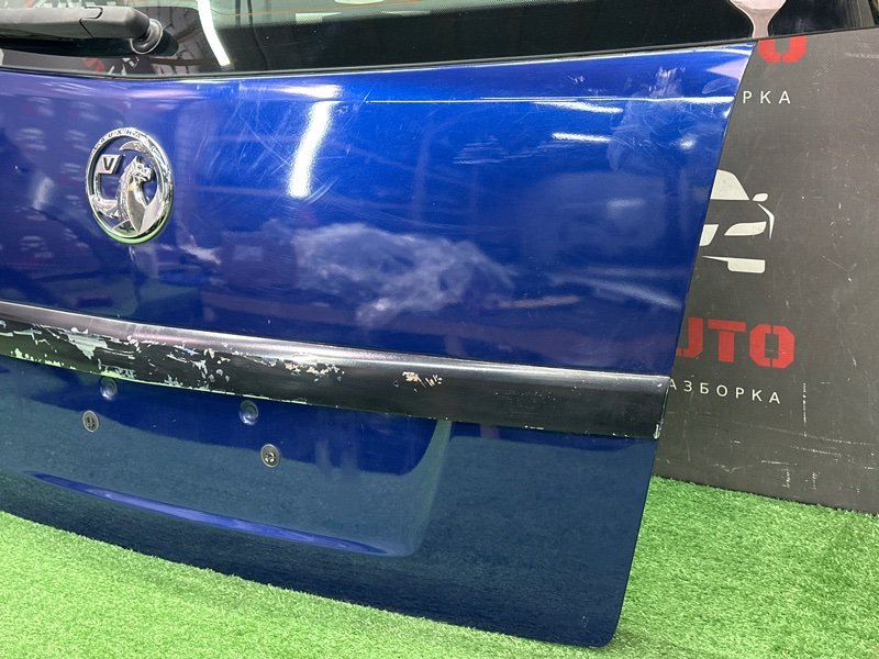 Крышка багажника Opel Zafira B