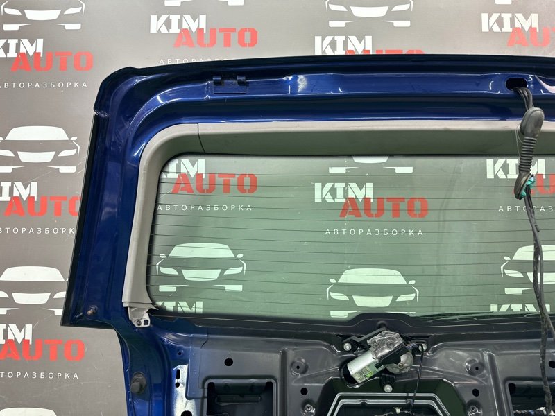 Крышка багажника Opel Zafira B