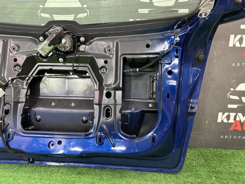 Крышка багажника Opel Zafira B