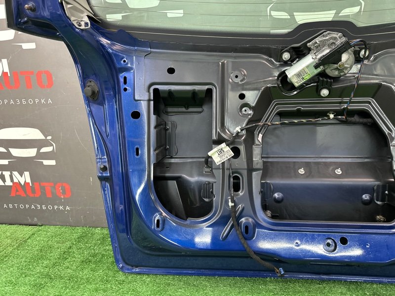 Крышка багажника Opel Zafira B
