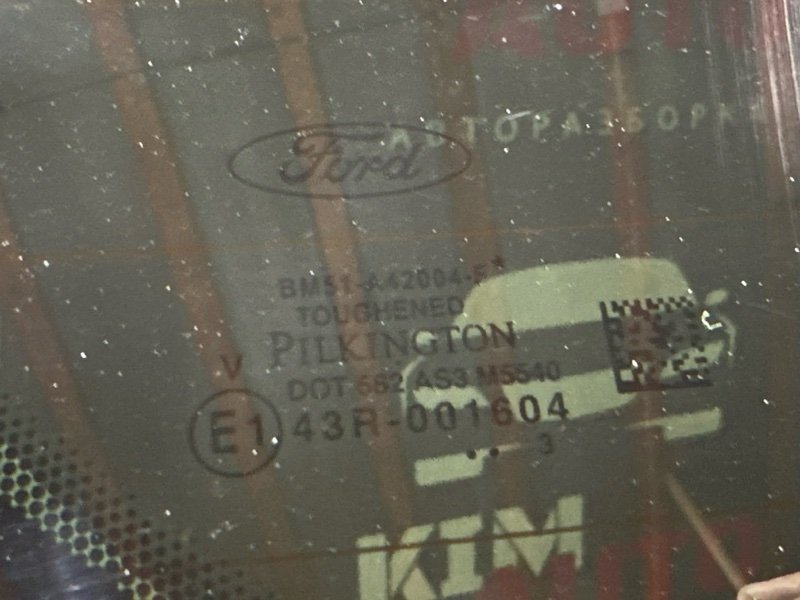 Крышка багажника Ford Focus 3 HB