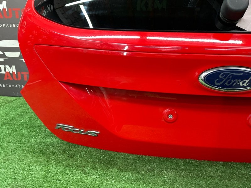 Крышка багажника Ford Focus 3 HB