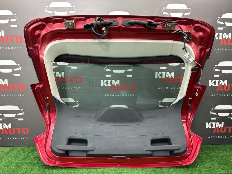 Крышка багажника Ford Focus 3 HB