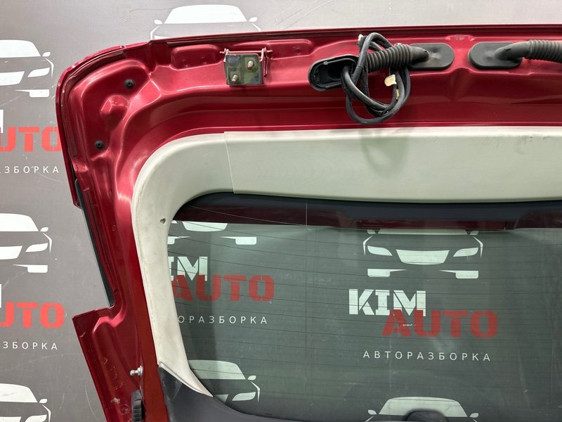 Крышка багажника Ford Focus 3 HB