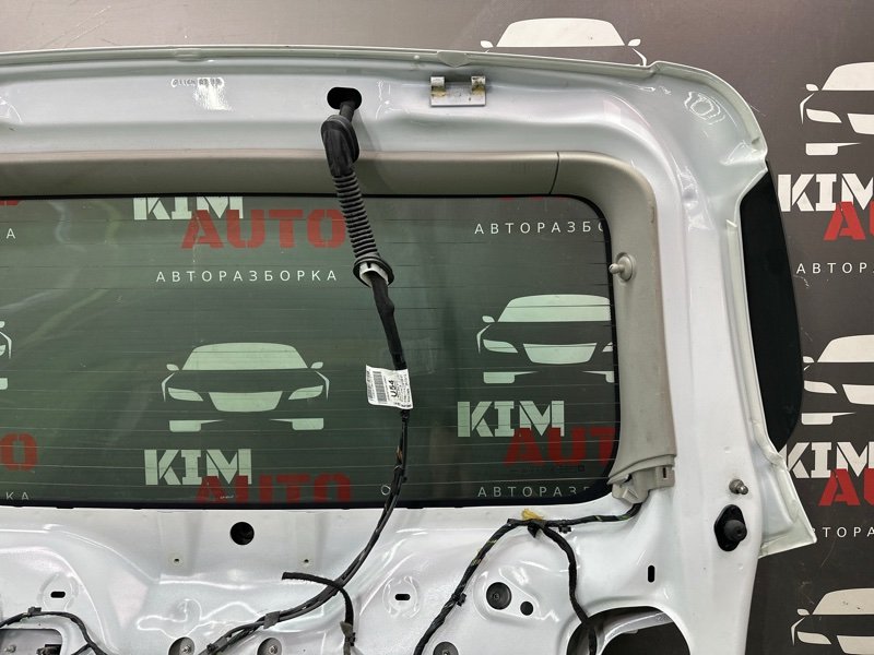 Крышка багажника Opel Meriva