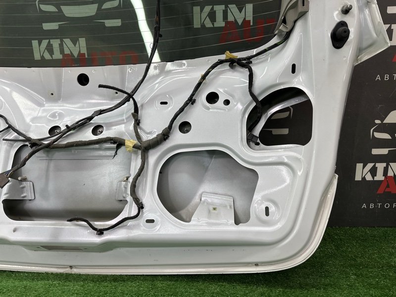 Крышка багажника Opel Meriva