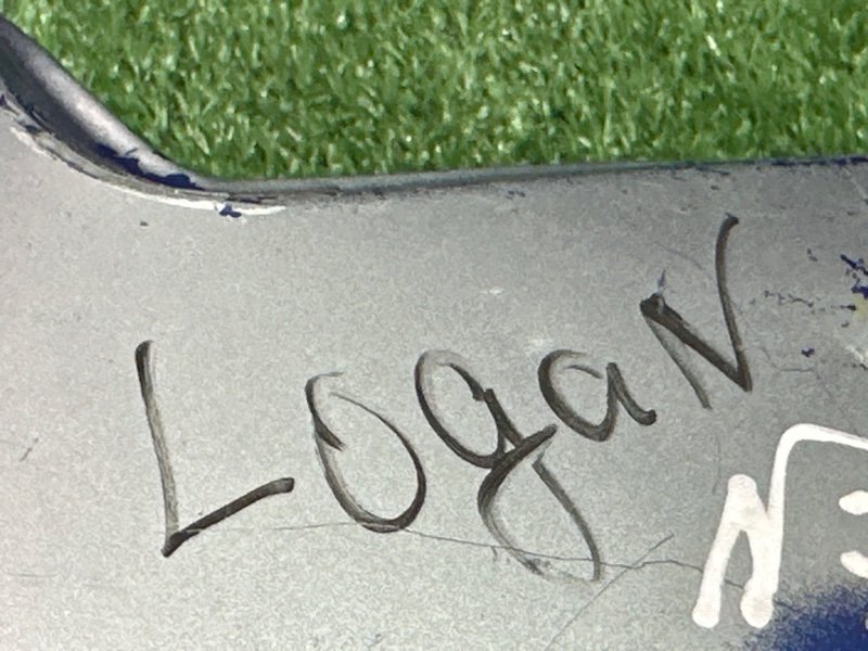 Крыло Renault Logan