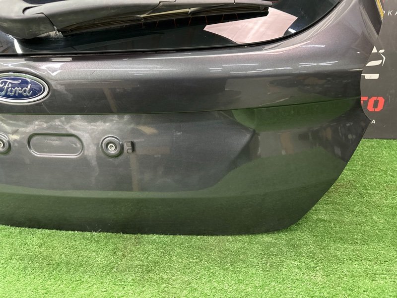 Крышка багажника Ford Focus 3