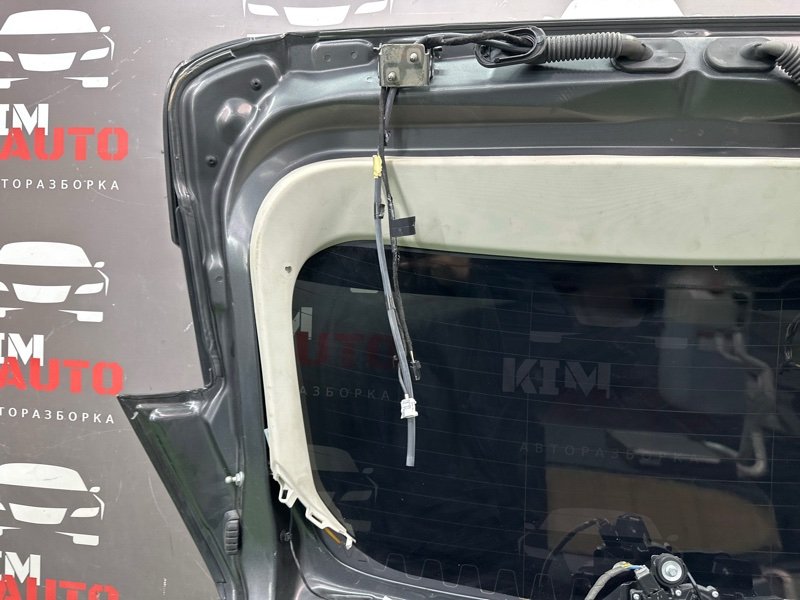 Крышка багажника Ford Focus 3