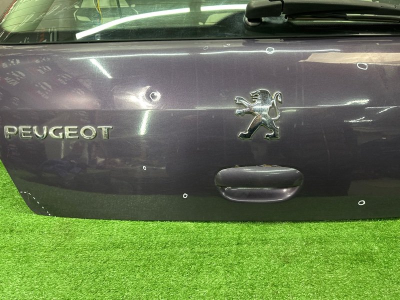 Крышка багажника Peugeot 307