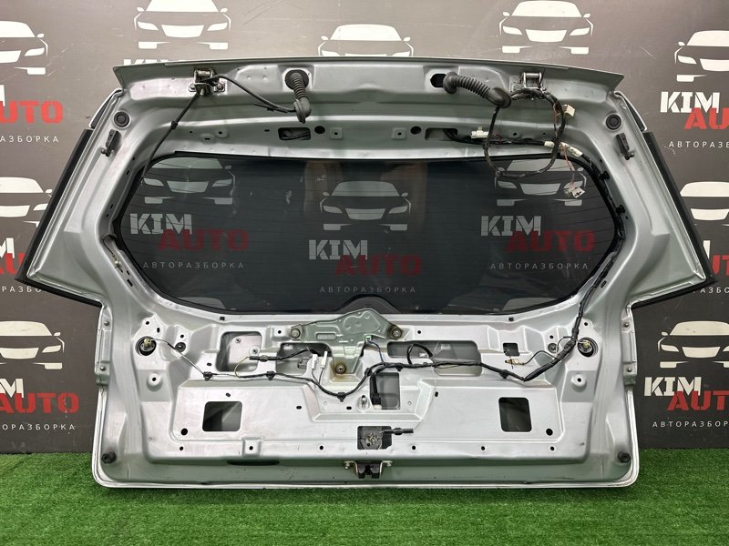 Крышка багажника Mitsubishi Outlander
