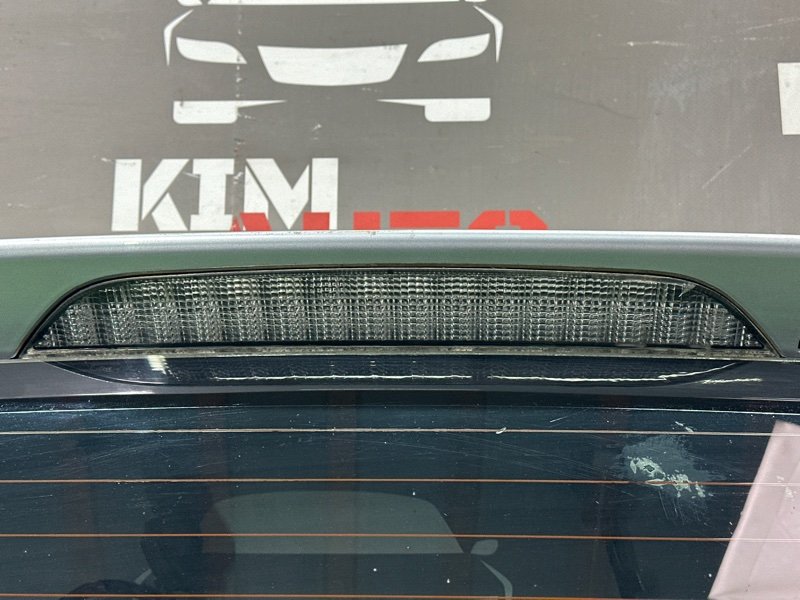 Крышка багажника Mitsubishi Outlander