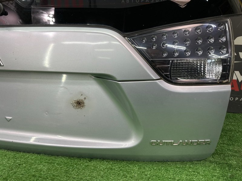 Крышка багажника Mitsubishi Outlander