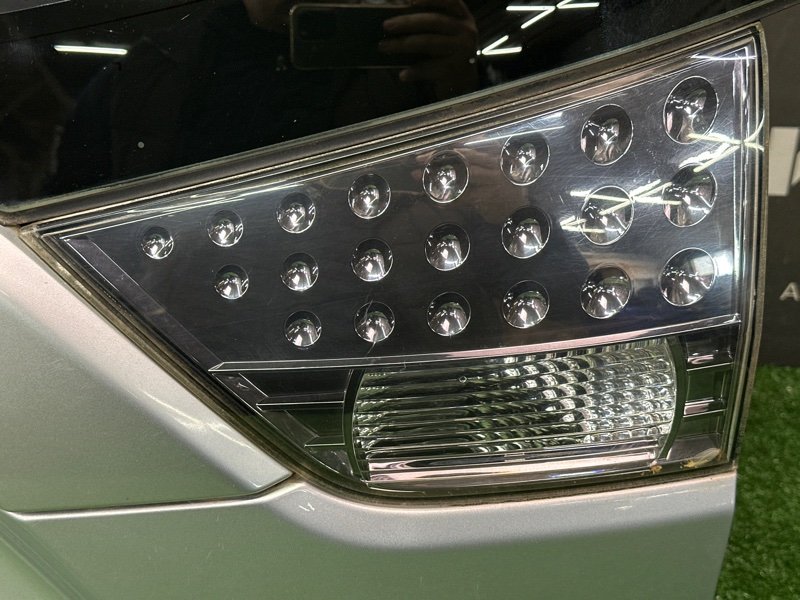 Крышка багажника Mitsubishi Outlander