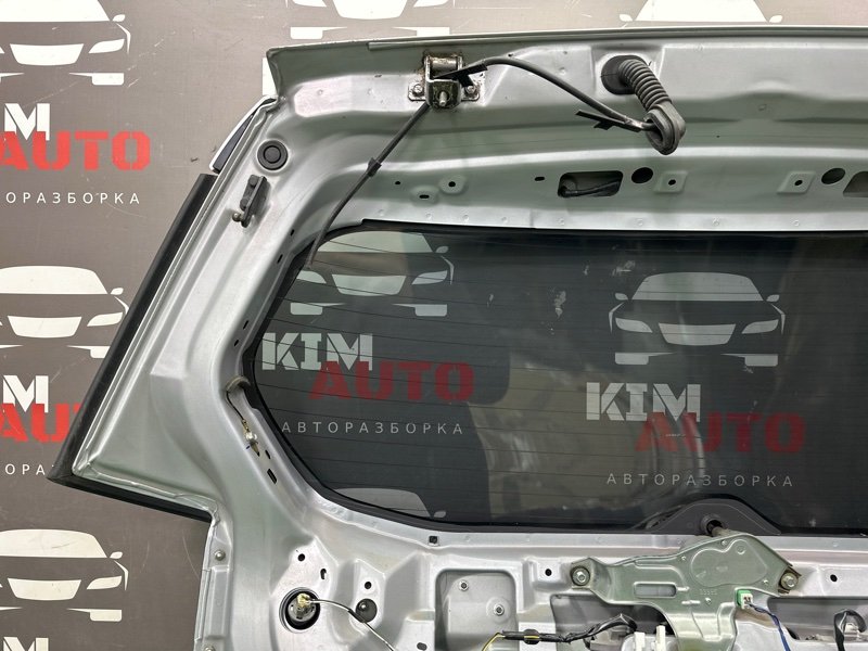 Крышка багажника Mitsubishi Outlander