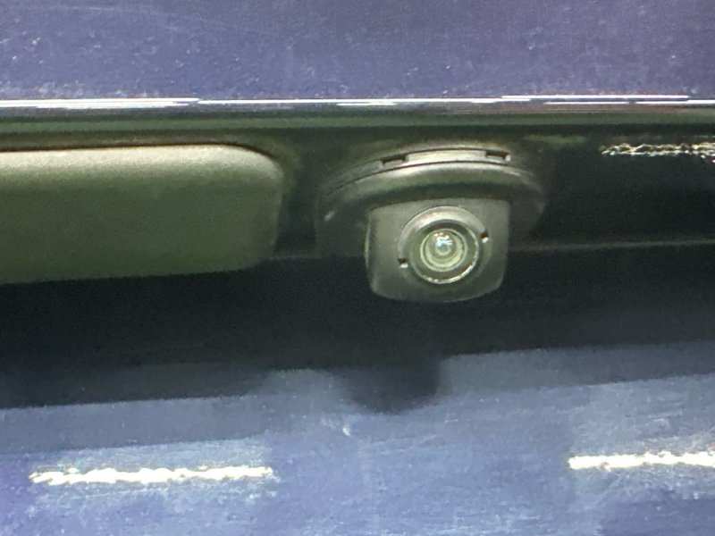 Крышка багажника Volvo V70