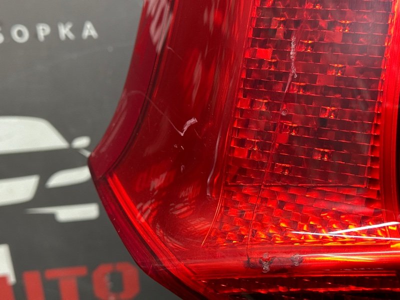 Крышка багажника Volvo V70