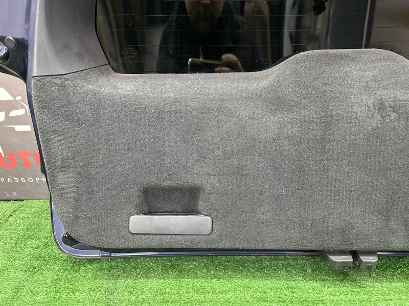 Крышка багажника Volvo V70