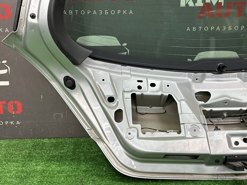 Крышка багажника Opel Astra H