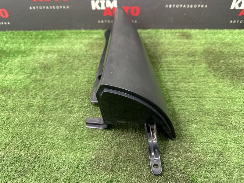 Накладка фонаря Lada Largus