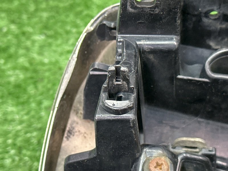 Решетка радиатора Toyota Land Cruiser