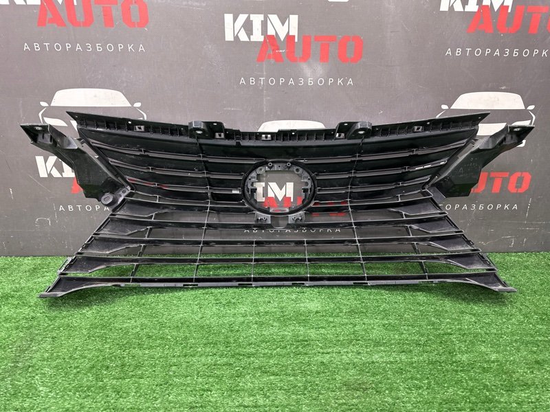 Решетка радиатора Lexus RX350