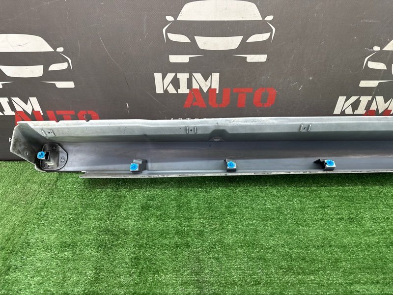 Накладка порога наружная Mitsubishi Outlander