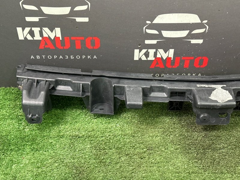 Кронштейн бампера Opel Astra H