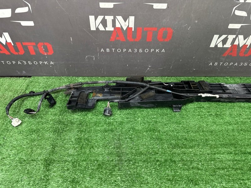 Проводка заднего бампера Toyota Land Cruiser 200