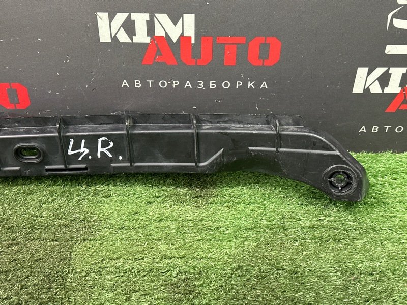 Кронштейн бампера Skoda Octavia A5