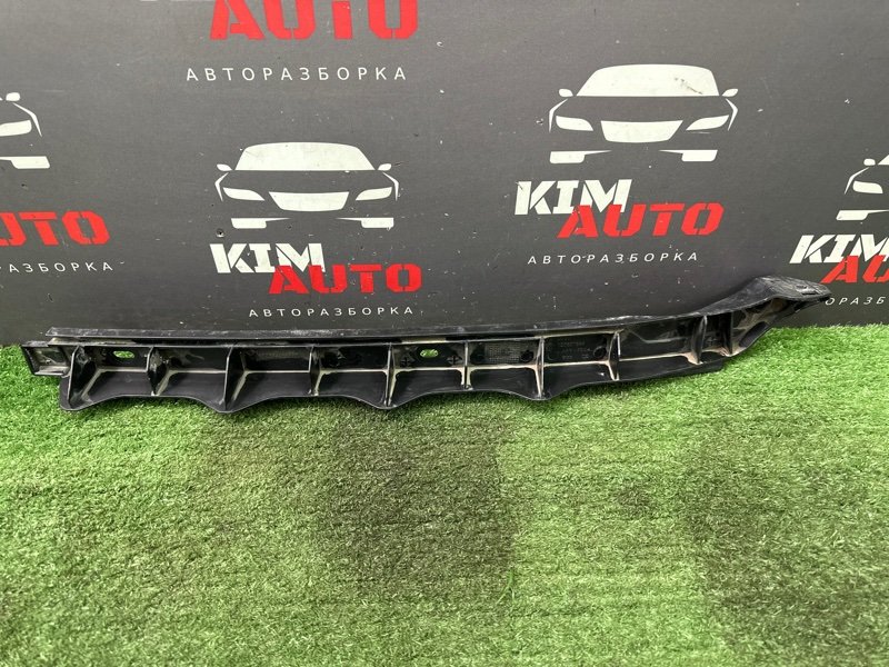 Кронштейн бампера Skoda Octavia A5