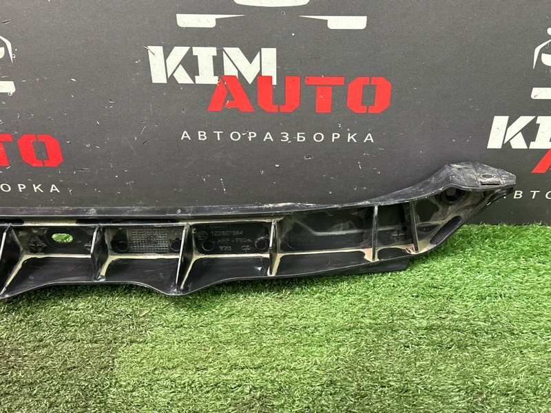 Кронштейн бампера Skoda Octavia A5