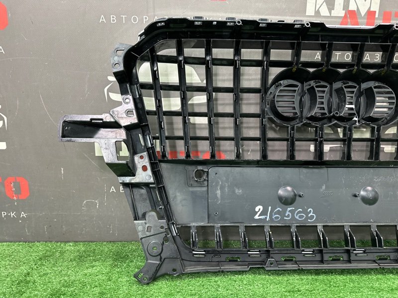 Решетка радиатора Audi Q5