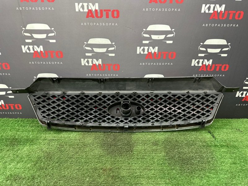 Решетка радиатора Ford C-Max