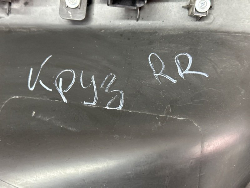 Обшивка двери Chevrolet Cruze J300