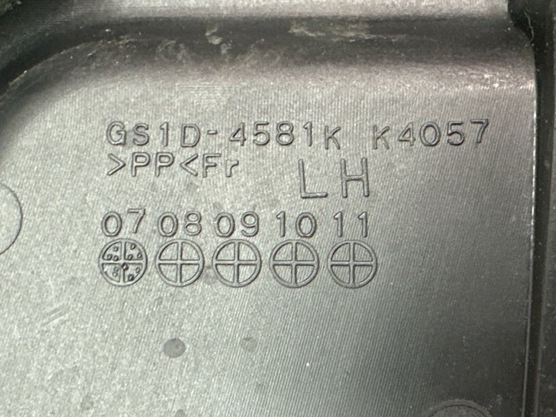 Обшивка двери Mazda 6 GH