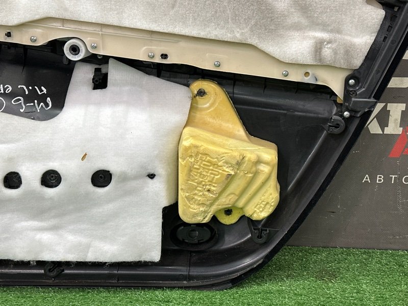 Обшивка двери Mazda 6 GH