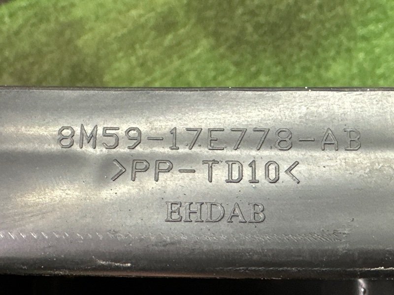 Усилитель бампера Ford Focus 2