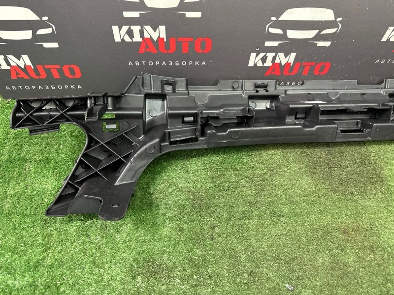 Усилитель бампера Ford Focus 2