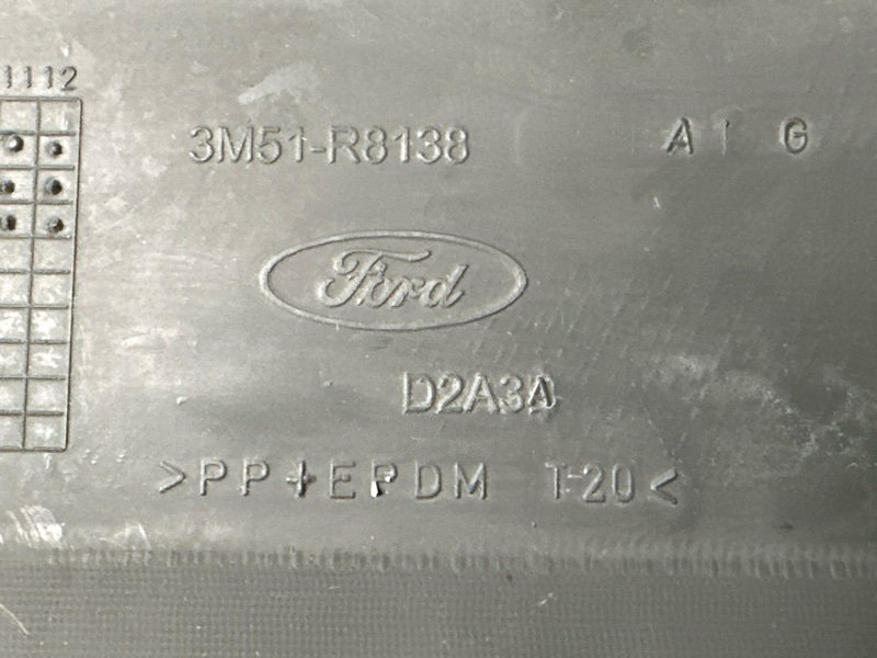 Решетка радиатора Ford C-Max