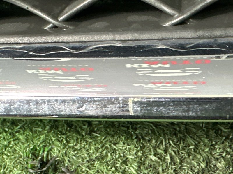 Решетка радиатора Ford C-Max