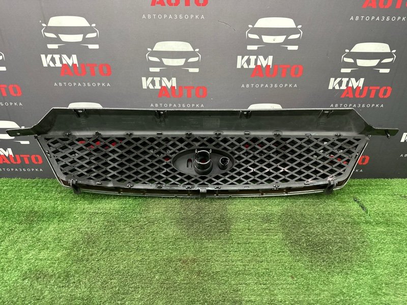 Решетка радиатора Ford C-Max