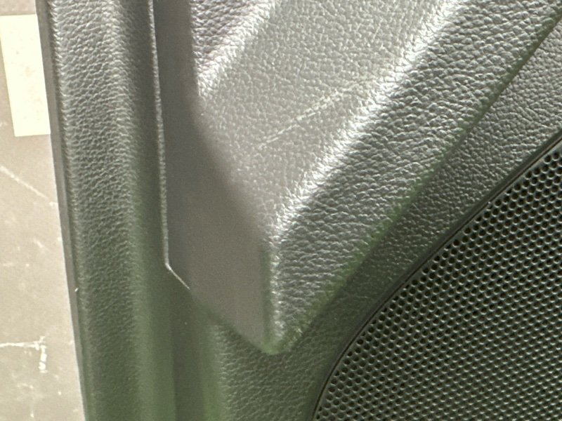 Обшивка двери Opel Astra J