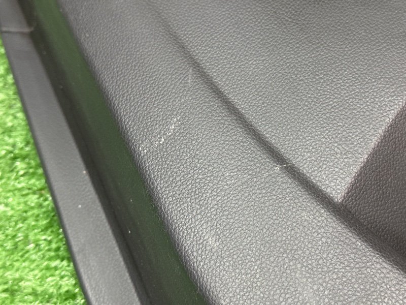 Обшивка двери Chevrolet Cruze J300