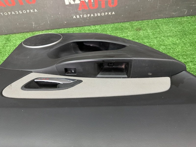 Обшивка двери Chevrolet Cruze J300