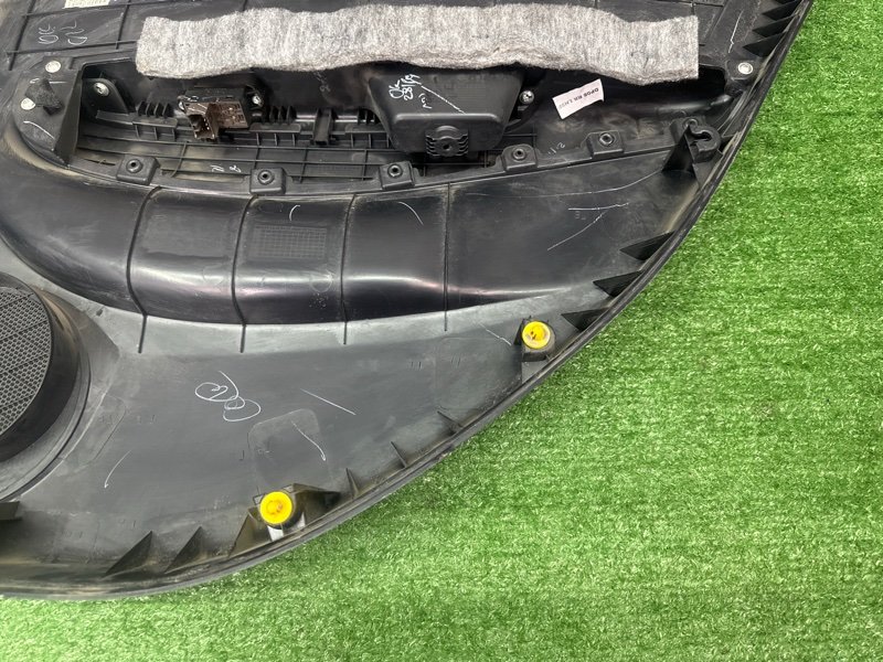 Обшивка двери Hyundai I20