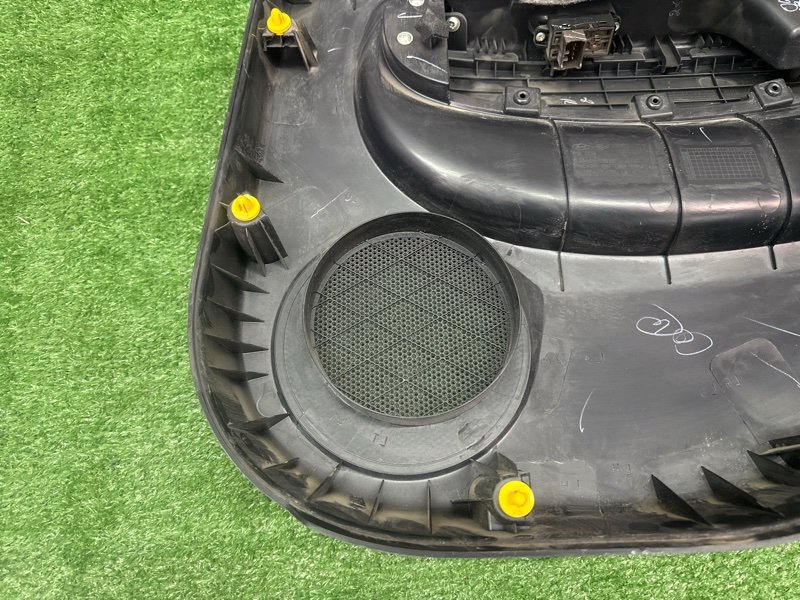 Обшивка двери Hyundai I20